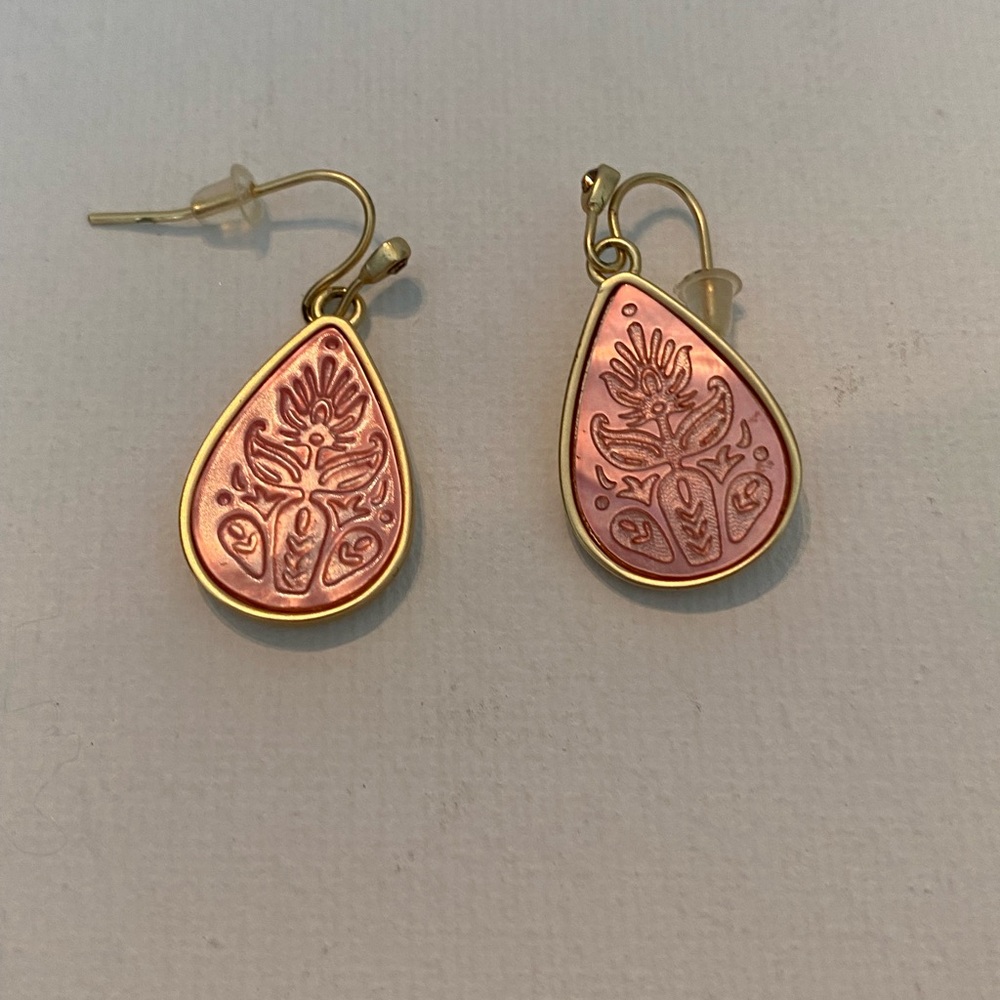 Spartina Gold and Pink Carved Teardrop Earrings